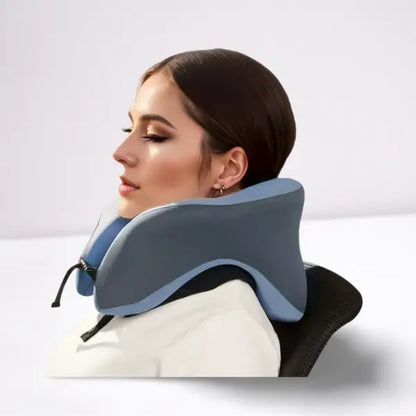 U-shaped neck pillow Elitsiti for spine alignment during long car rides